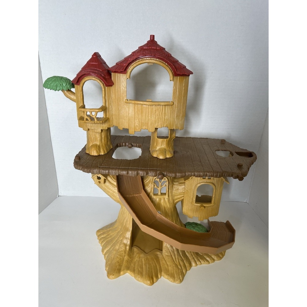 Sylvanian Families Calico Critters Tree House Incomplete
